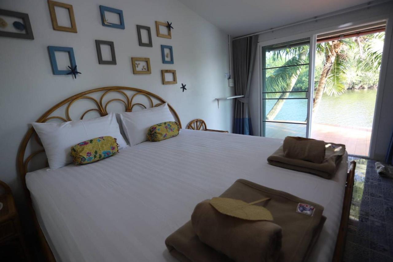 Thipwararom Homestay Takuapa Eksteriør bilde